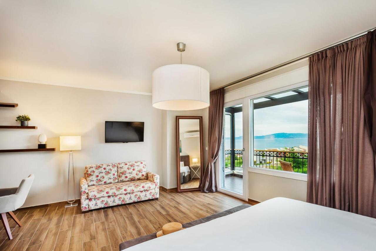 Sunny Villas Resort & Spa Χανιώτη Εξωτερικό φωτογραφία