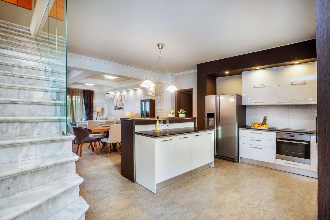 Sunny Villas Resort & Spa Χανιώτη Εξωτερικό φωτογραφία